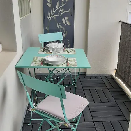 Appt Cosy 65 M2 Coeur De A 150 M De La Daire Royan